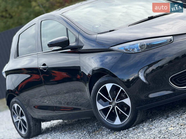 Черный Рено Зое, объемом двигателя 0 л и пробегом 99 тыс. км за 9950 $, фото 7 на Automoto.ua