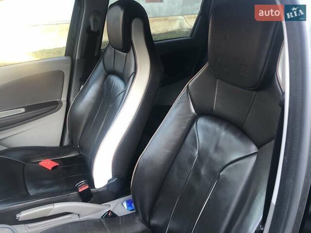 Черный Рено Зое, объемом двигателя 0 л и пробегом 165 тыс. км за 9500 $, фото 24 на Automoto.ua