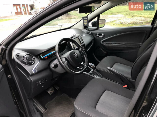 Чорний Рено Зое, об'ємом двигуна 0 л та пробігом 68 тис. км за 9800 $, фото 24 на Automoto.ua