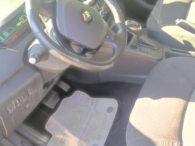 Рено Зое 2018 в Кривом Роге на Automoto.ua Черный Рено Зое, объемом двигателя 0 л и пробегом 8 тыс. км за 11000 $, фото 4 на Automoto.ua