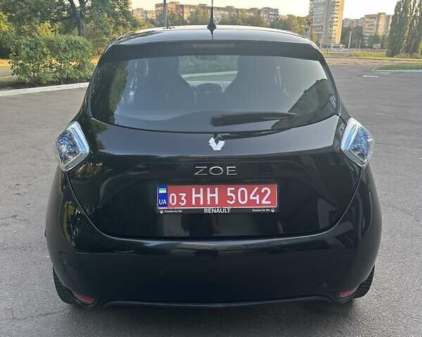 Черный Рено Зое, объемом двигателя 0 л и пробегом 52 тыс. км за 10200 $, фото 5 на Automoto.ua