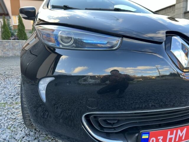 Черный Рено Зое, объемом двигателя 0 л и пробегом 139 тыс. км за 9500 $, фото 23 на Automoto.ua