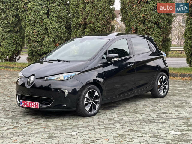 Черный Рено Зое, объемом двигателя 0 л и пробегом 85 тыс. км за 9600 $, фото 11 на Automoto.ua