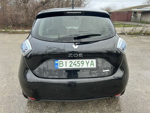Черный Рено Зое, объемом двигателя 0 л и пробегом 51 тыс. км за 10400 $, фото 4 на Automoto.ua