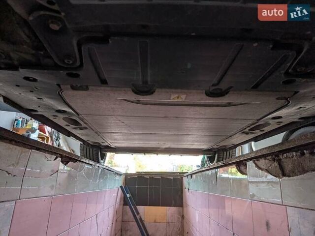 Черный Рено Зое, объемом двигателя 0 л и пробегом 76 тыс. км за 11300 $, фото 9 на Automoto.ua