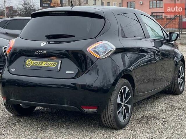 Черный Рено Зое, объемом двигателя 0 л и пробегом 81 тыс. км за 9799 $, фото 5 на Automoto.ua