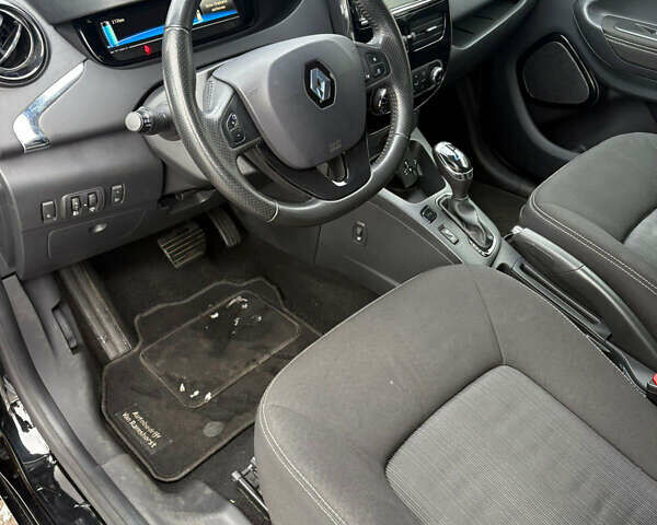 Чорний Рено Зое, об'ємом двигуна 0 л та пробігом 100 тис. км за 8499 $, фото 23 на Automoto.ua