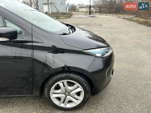 Черный Рено Зое, объемом двигателя 0 л и пробегом 51 тыс. км за 10400 $, фото 9 на Automoto.ua