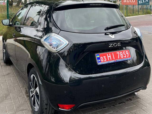 Черный Рено Зое, объемом двигателя 0 л и пробегом 92 тыс. км за 9299 $, фото 6 на Automoto.ua