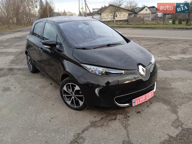 Черный Рено Зое, объемом двигателя 0 л и пробегом 100 тыс. км за 8998 $, фото 10 на Automoto.ua