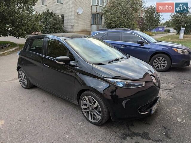 Черный Рено Зое, объемом двигателя 0 л и пробегом 76 тыс. км за 11300 $, фото 4 на Automoto.ua