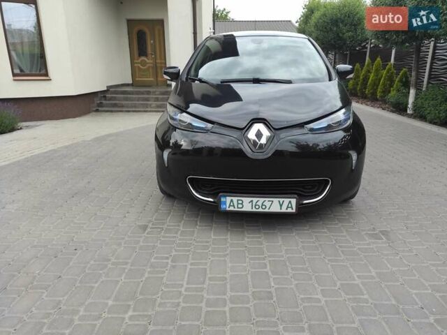 Черный Рено Зое, объемом двигателя 0 л и пробегом 168 тыс. км за 8250 $, фото 2 на Automoto.ua