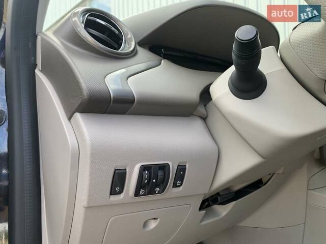 Черный Рено Зое, объемом двигателя 0 л и пробегом 33 тыс. км за 11999 $, фото 17 на Automoto.ua