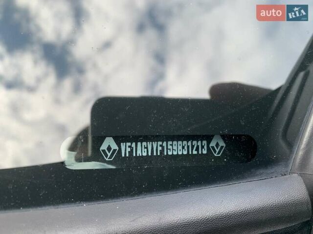 Черный Рено Зое, объемом двигателя 0 л и пробегом 33 тыс. км за 11999 $, фото 14 на Automoto.ua