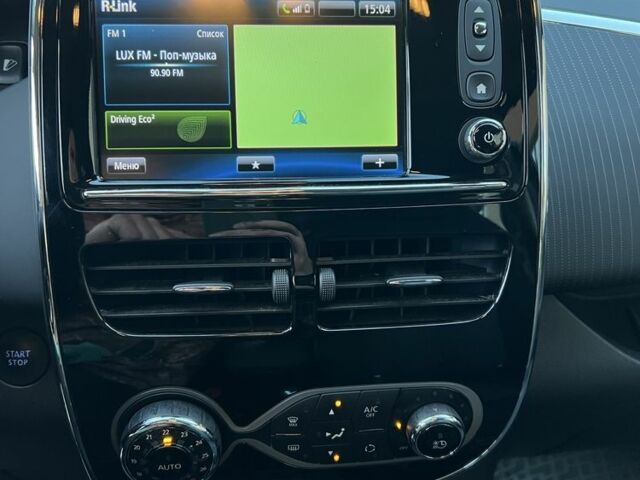 Черный Рено Зое, объемом двигателя 0 л и пробегом 139 тыс. км за 9500 $, фото 17 на Automoto.ua