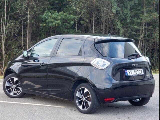Черный Рено Зое, объемом двигателя 0 л и пробегом 79 тыс. км за 10430 $, фото 1 на Automoto.ua