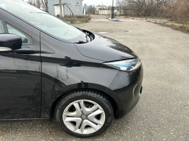 Черный Рено Зое, объемом двигателя 0 л и пробегом 51 тыс. км за 10400 $, фото 9 на Automoto.ua