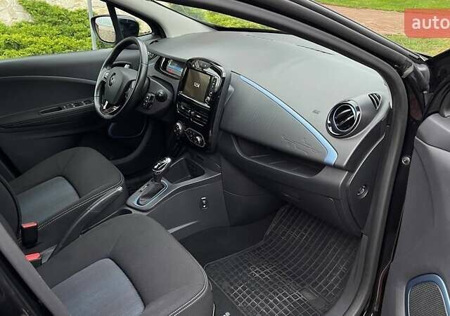 Чорний Рено Зое, об'ємом двигуна 0 л та пробігом 51 тис. км за 9600 $, фото 9 на Automoto.ua