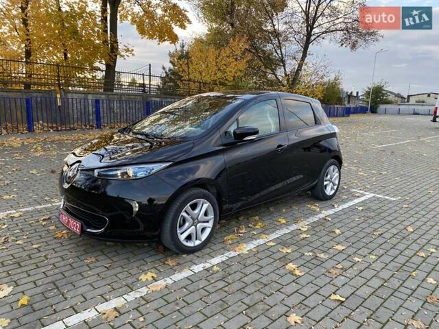 Черный Рено Зое, объемом двигателя 0 л и пробегом 15 тыс. км за 10650 $, фото 17 на Automoto.ua