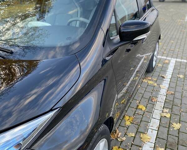 Черный Рено Зое, объемом двигателя 0 л и пробегом 15 тыс. км за 10650 $, фото 16 на Automoto.ua