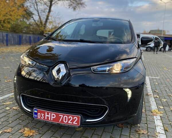 Черный Рено Зое, объемом двигателя 0 л и пробегом 15 тыс. км за 10650 $, фото 11 на Automoto.ua