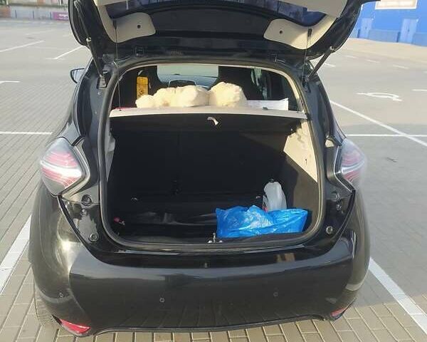 Чорний Рено Зое, об'ємом двигуна 0 л та пробігом 97 тис. км за 9700 $, фото 32 на Automoto.ua