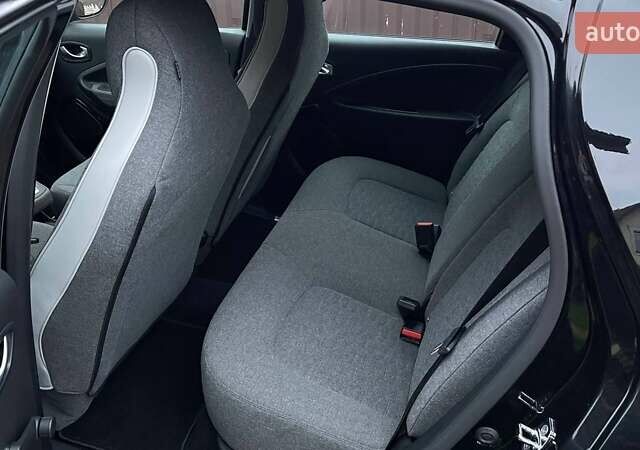 Чорний Рено Зое, об'ємом двигуна 0 л та пробігом 93 тис. км за 12900 $, фото 18 на Automoto.ua