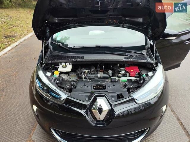 Чорний Рено Зое, об'ємом двигуна 0 л та пробігом 26 тис. км за 9800 $, фото 14 на Automoto.ua