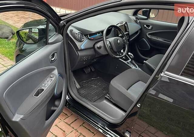 Чорний Рено Зое, об'ємом двигуна 0 л та пробігом 51 тис. км за 9600 $, фото 6 на Automoto.ua