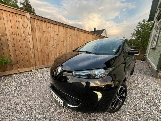 Чорний Рено Зое, об'ємом двигуна 0 л та пробігом 109 тис. км за 7000 $, фото 3 на Automoto.ua