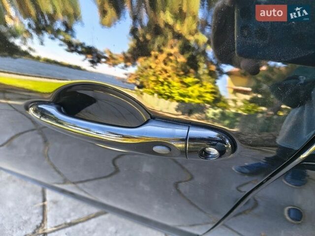 Черный Рено Зое, объемом двигателя 0 л и пробегом 74 тыс. км за 11400 $, фото 9 на Automoto.ua