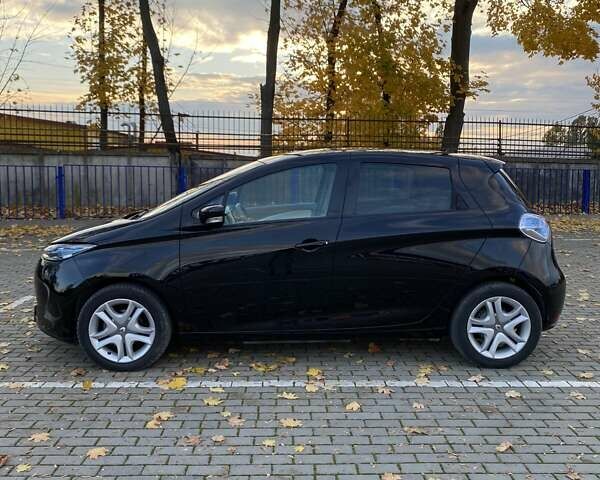 Черный Рено Зое, объемом двигателя 0 л и пробегом 15 тыс. км за 10650 $, фото 14 на Automoto.ua