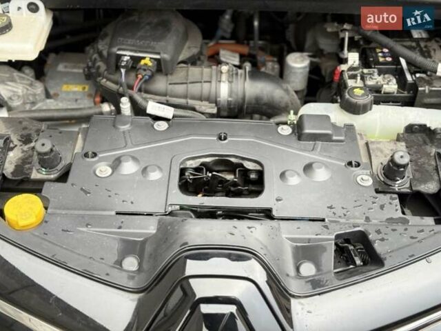 Чорний Рено Зое, об'ємом двигуна 0 л та пробігом 30 тис. км за 13900 $, фото 37 на Automoto.ua