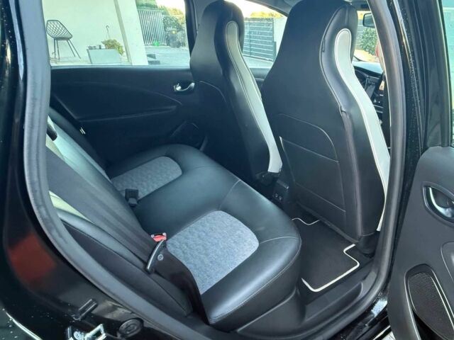 Чорний Рено Зое, об'ємом двигуна 0 л та пробігом 34 тис. км за 8400 $, фото 10 на Automoto.ua