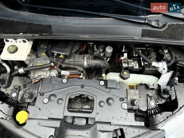 Чорний Рено Зое, об'ємом двигуна 0 л та пробігом 30 тис. км за 13900 $, фото 35 на Automoto.ua