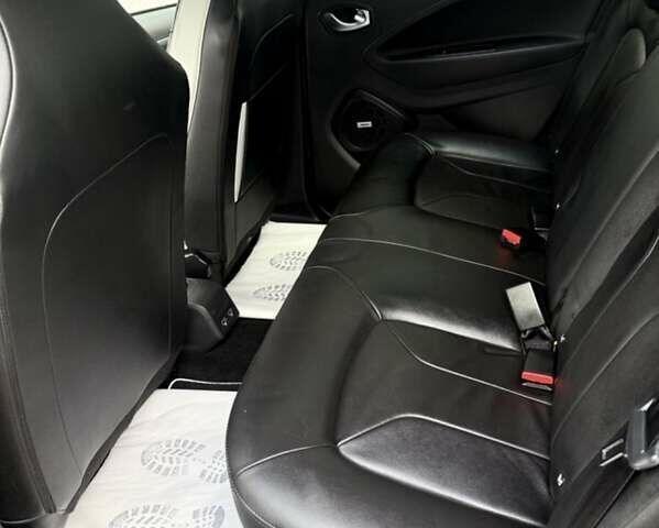 Чорний Рено Зое, об'ємом двигуна 0 л та пробігом 30 тис. км за 13900 $, фото 52 на Automoto.ua