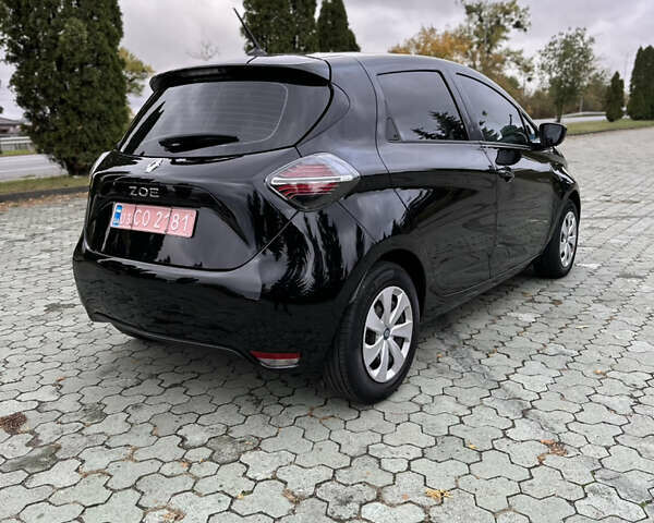 Черный Рено Зое, объемом двигателя 0 л и пробегом 30 тыс. км за 16000 $, фото 7 на Automoto.ua