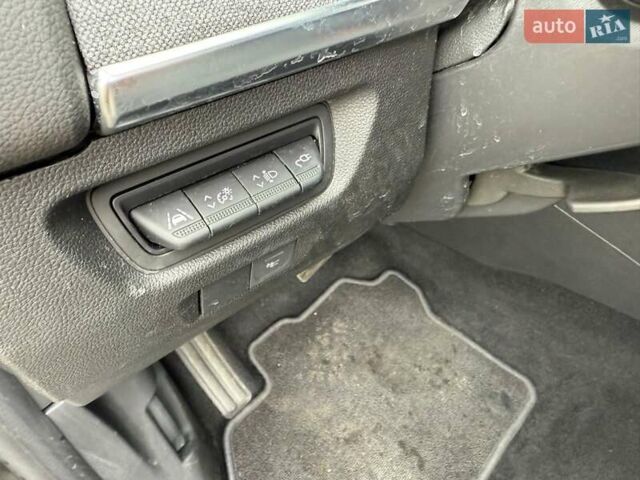 Чорний Рено Зое, об'ємом двигуна 0 л та пробігом 50 тис. км за 10199 $, фото 15 на Automoto.ua