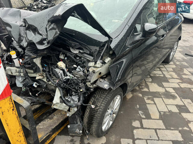 Черный Рено Зое, объемом двигателя 0 л и пробегом 45 тыс. км за 6100 $, фото 4 на Automoto.ua