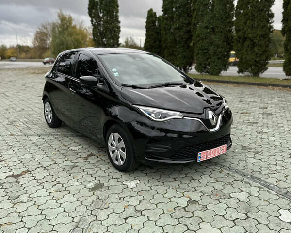 Черный Рено Зое, объемом двигателя 0 л и пробегом 30 тыс. км за 16000 $, фото 11 на Automoto.ua