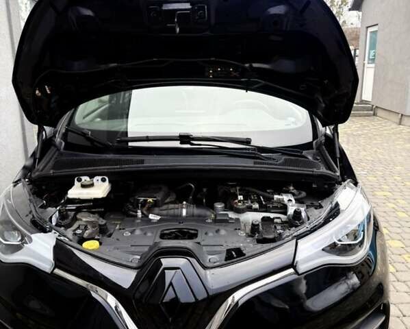 Чорний Рено Зое, об'ємом двигуна 0 л та пробігом 30 тис. км за 13900 $, фото 29 на Automoto.ua
