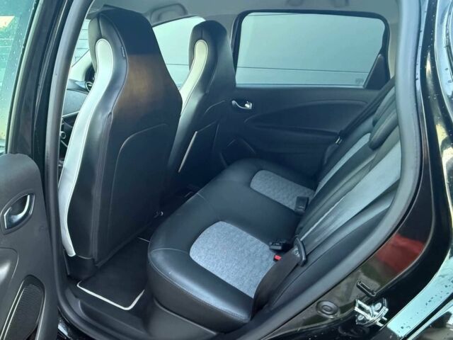 Чорний Рено Зое, об'ємом двигуна 0 л та пробігом 34 тис. км за 8400 $, фото 11 на Automoto.ua