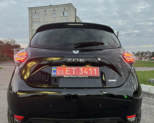 Черный Рено Зое, объемом двигателя 0 л и пробегом 92 тыс. км за 13700 $, фото 13 на Automoto.ua