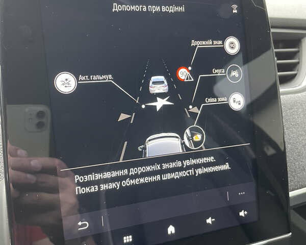 Черный Рено Зое, объемом двигателя 0 л и пробегом 90 тыс. км за 14500 $, фото 12 на Automoto.ua