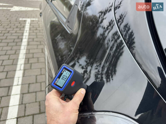 Черный Рено Зое, объемом двигателя 0 л и пробегом 125 тыс. км за 11999 $, фото 96 на Automoto.ua