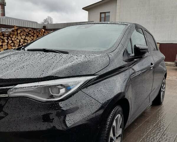 Черный Рено Зое, объемом двигателя 0 л и пробегом 12 тыс. км за 14599 $, фото 3 на Automoto.ua