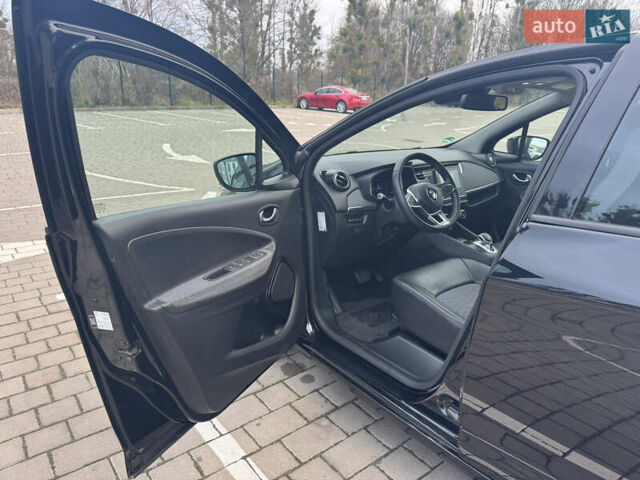 Черный Рено Зое, объемом двигателя 0 л и пробегом 125 тыс. км за 11999 $, фото 32 на Automoto.ua
