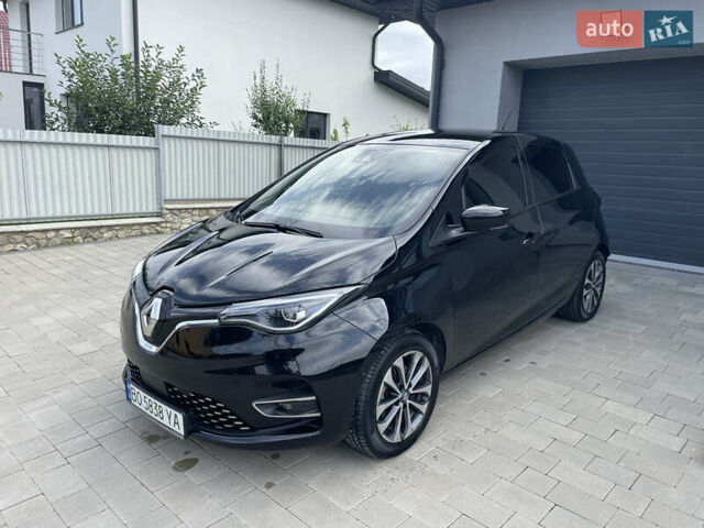 Черный Рено Зое, объемом двигателя 0 л и пробегом 90 тыс. км за 14500 $, фото 1 на Automoto.ua