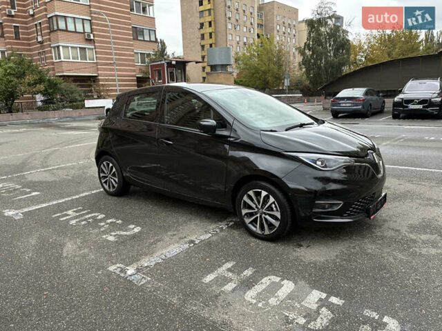 Черный Рено Зое, объемом двигателя 0 л и пробегом 60 тыс. км за 13900 $, фото 7 на Automoto.ua