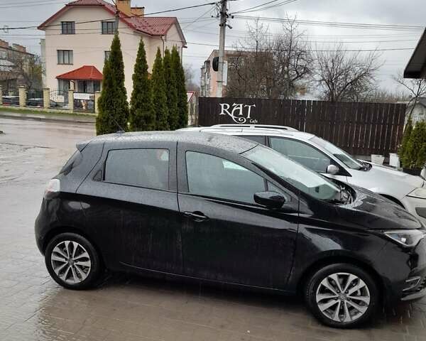 Черный Рено Зое, объемом двигателя 0 л и пробегом 12 тыс. км за 14599 $, фото 4 на Automoto.ua
